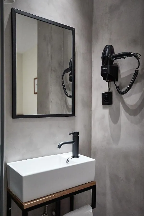 Ella Hostel Ramblas Барселона