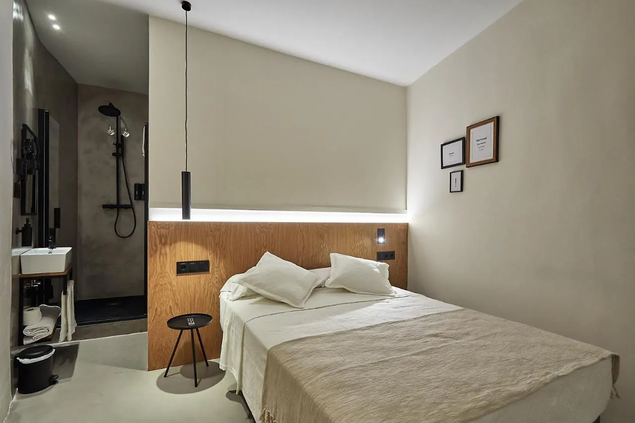 בית הארחה ברצלונה Ella Hostel Ramblas