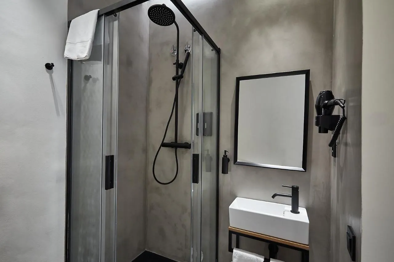 Ella Hostel Ramblas Барселона Гостевой дом