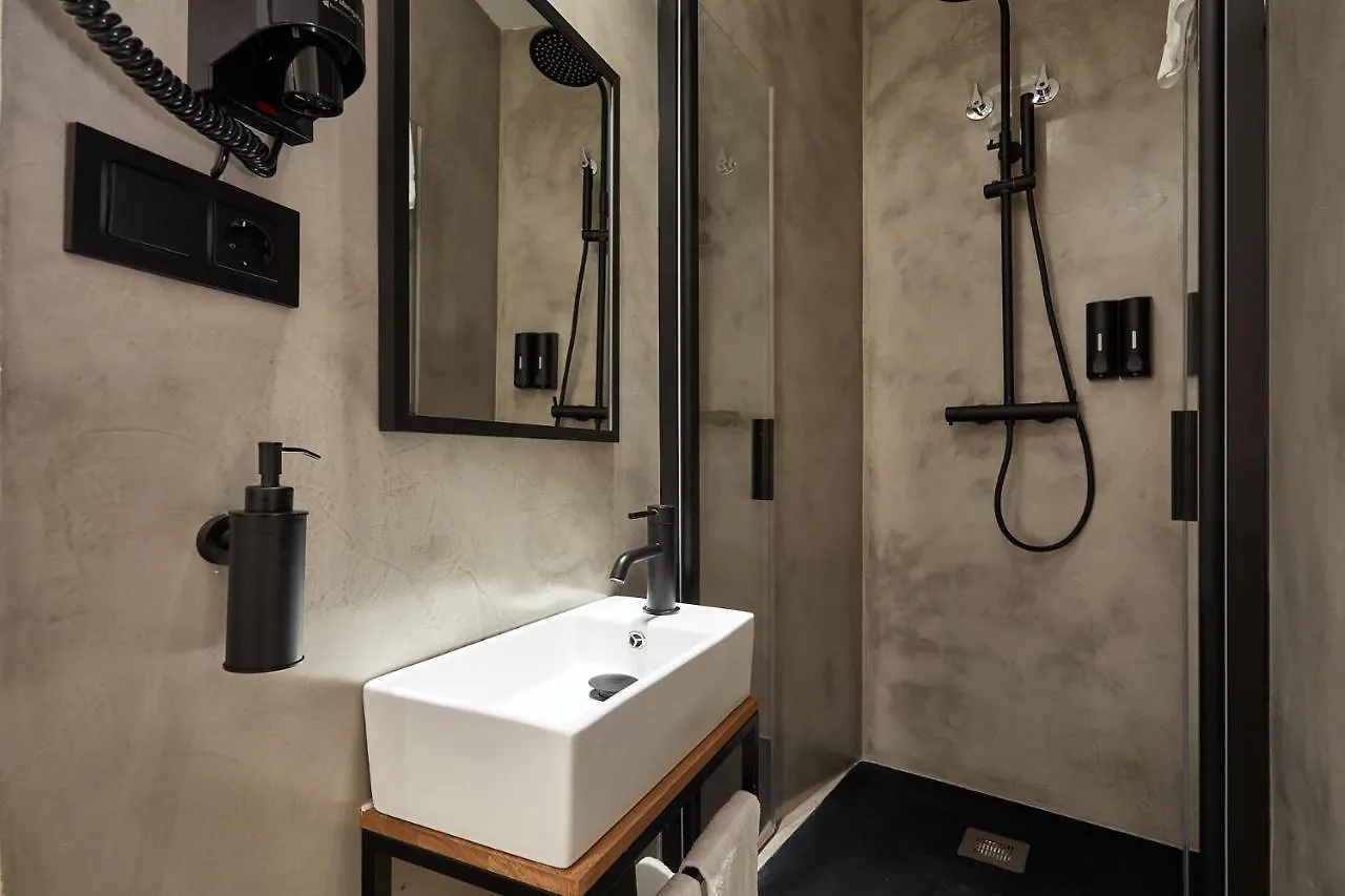 Гостевой дом Ella Hostel Ramblas Барселона